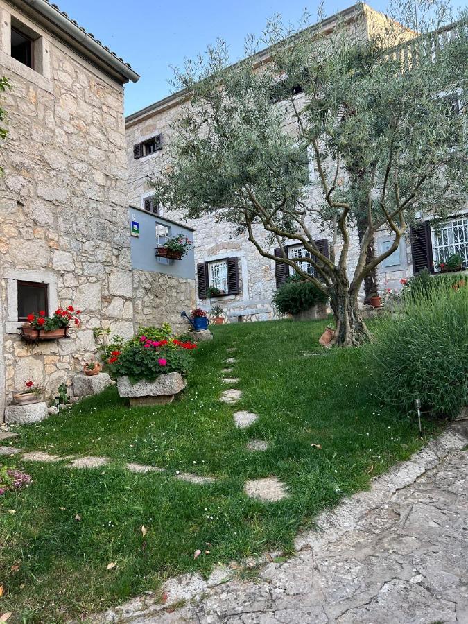 Appartment Daniela Funtana Εξωτερικό φωτογραφία